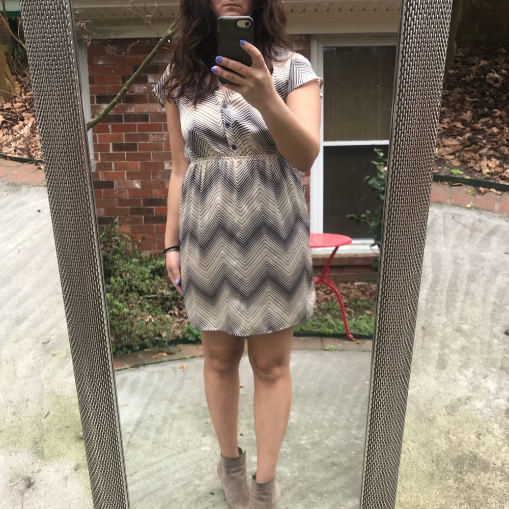 Bee stitched Lightweight summer dress